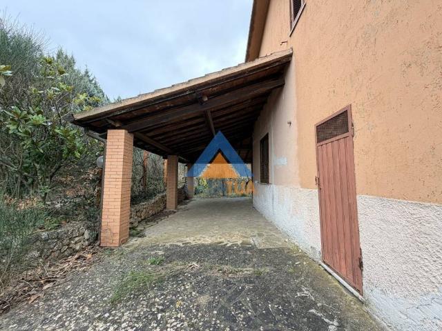 Villa Indipendente in vendita a San Martino, Montecchio