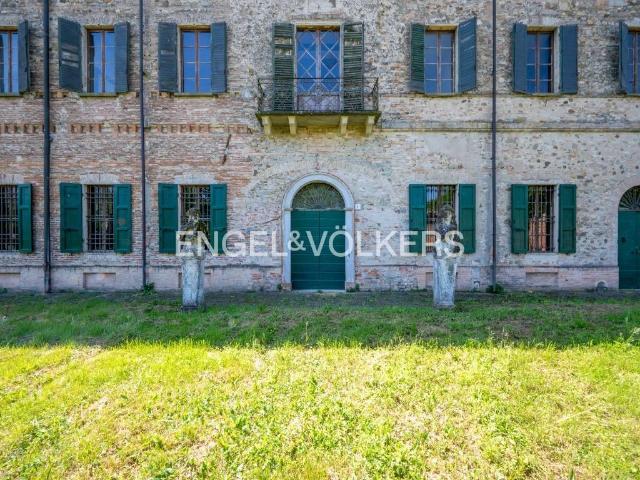 Villa Indipendente in vendita a Montechiarugolo, Reggio Emilia