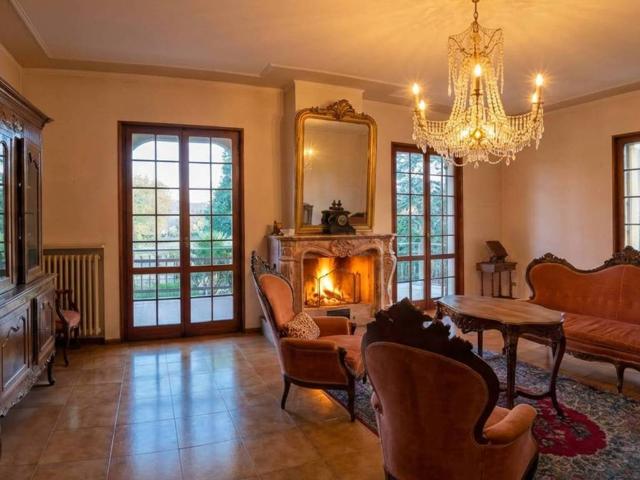 Villa Indipendente in vendita a Montechiarugolo, Reggio Emilia