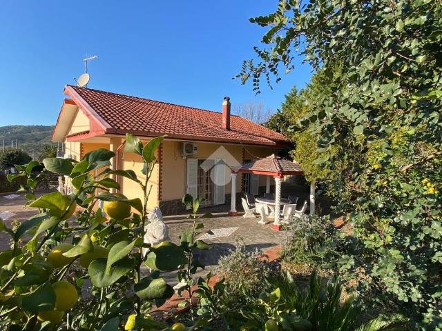 Villa Indipendente in vendita a Montecorice, Campania