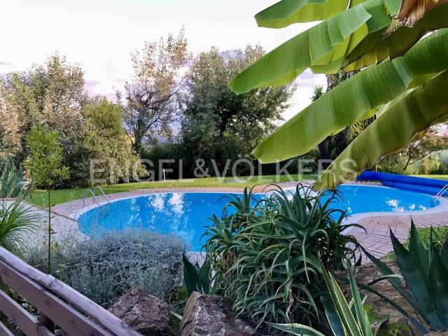 Villa Indipendente in vendita a Montecorvino Pugliano, Campania