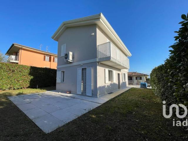 Villa Indipendente in vendita a Marche, Macerata
