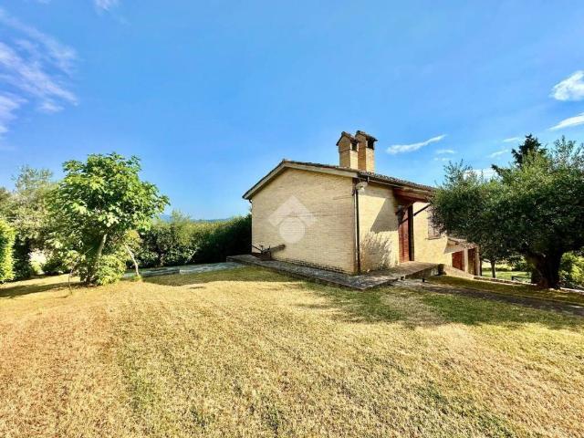 Villa Indipendente in vendita a Montefalco, Umbria