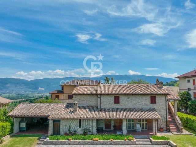 Villa Indipendente in vendita a Montefalco, Umbria