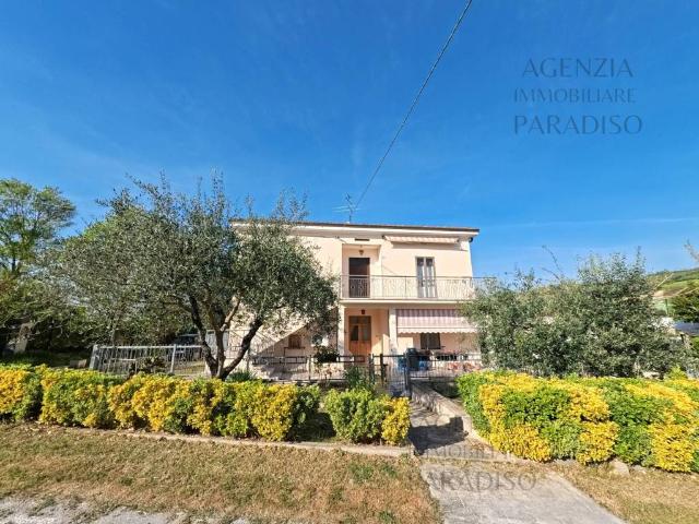 Villa Indipendente in vendita a Marche, Pesaro E Urbino