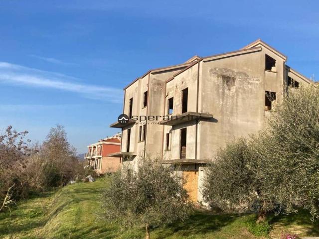 Villa Indipendente in vendita a Marche, Pesaro E Urbino