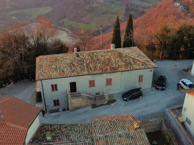 Villa Indipendente in vendita a Marche, Pesaro E Urbino