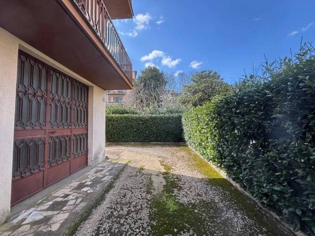 Villa Indipendente in vendita a Montefiascone, Lazio