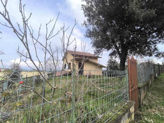 Villa Indipendente in vendita a Montefiascone, Lazio