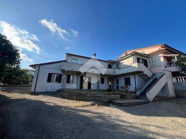 Villa Indipendente in vendita a Cevoli, Montefiascone