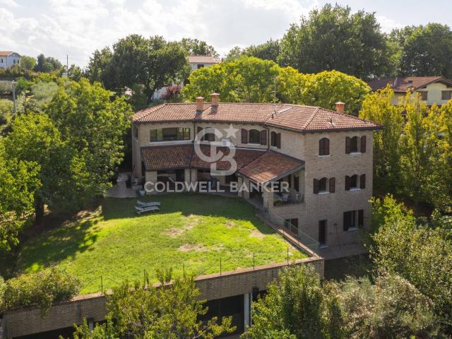 Villa Indipendente in vendita a Montefiore Conca, Reggio Emilia