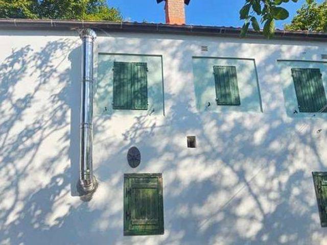 Villa Indipendente in vendita a Serbadone, Montefiore Conca