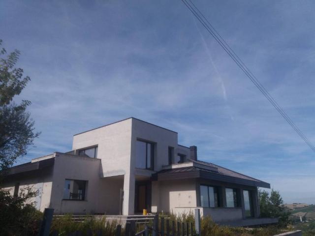Villa Indipendente in vendita a Montefiore Conca, Reggio Emilia