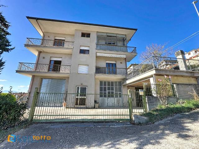 Villa Indipendente in vendita a San Giovanni, Marche
