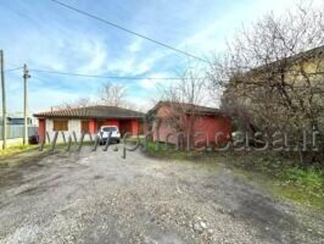 Villa Indipendente in vendita a Monteforte D'alpone, Verona