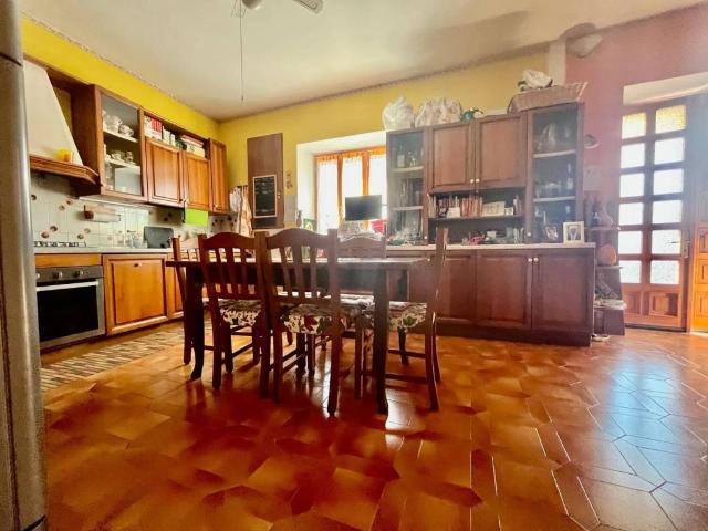 Villa Indipendente in vendita a Brognoligo, Monteforte D'alpone