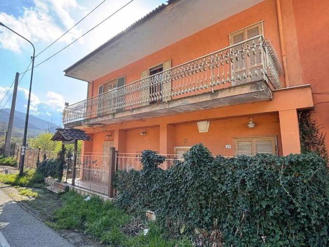 Villa Indipendente in vendita a Gaudi, Monteforte Irpino