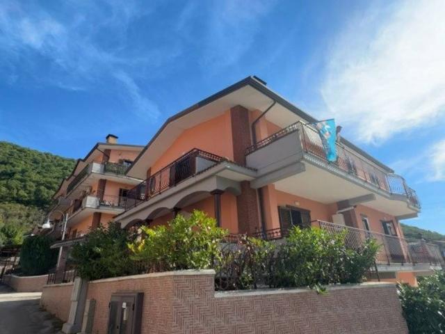 Villa Indipendente in vendita a Vetriera, Monteforte Irpino