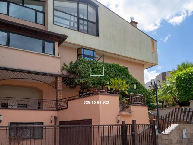 Villa Indipendente in vendita a Vetriera, Monteforte Irpino