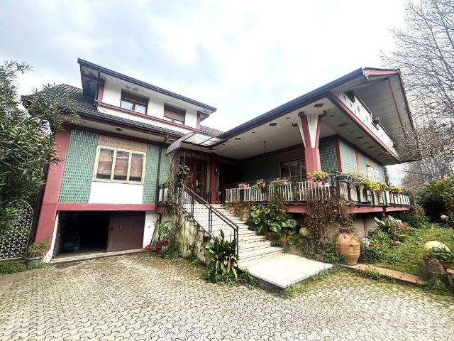 Villa Indipendente in vendita a Vetriera, Monteforte Irpino