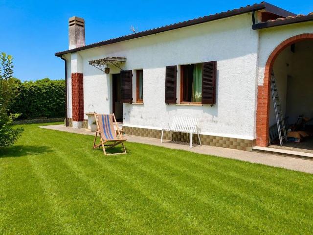 Villa Indipendente in vendita a Terni, Umbria