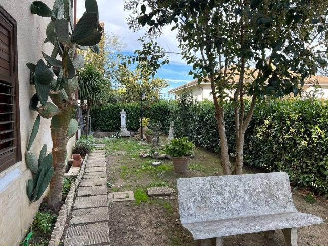 Villa Indipendente in vendita a Montefredane, Campania