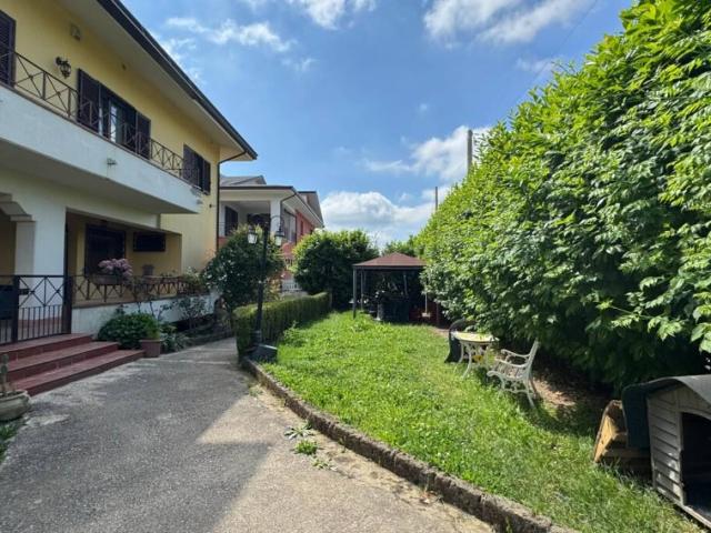 Villa Indipendente in vendita a Montefusco, Campania