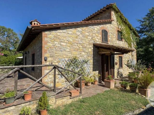 Villa Indipendente in vendita a Montegabbione, Umbria