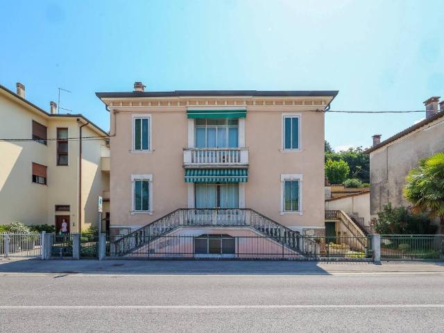 Villa Indipendente in vendita a Montegalda, Veneto