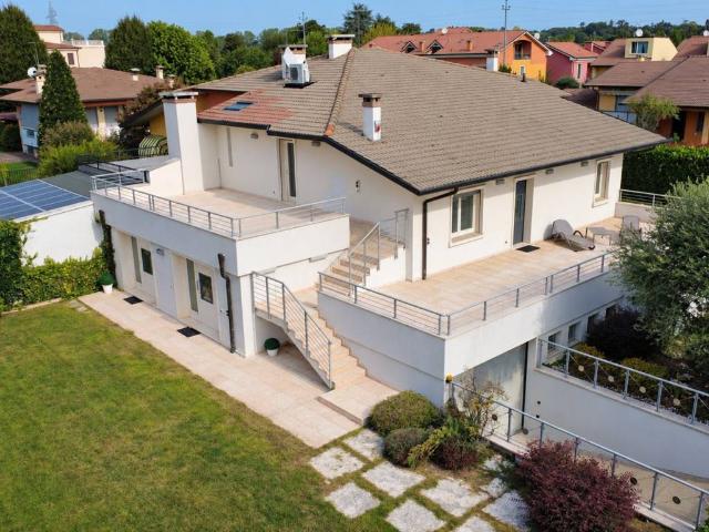Villa Indipendente in vendita a Rialto, Montegaldella