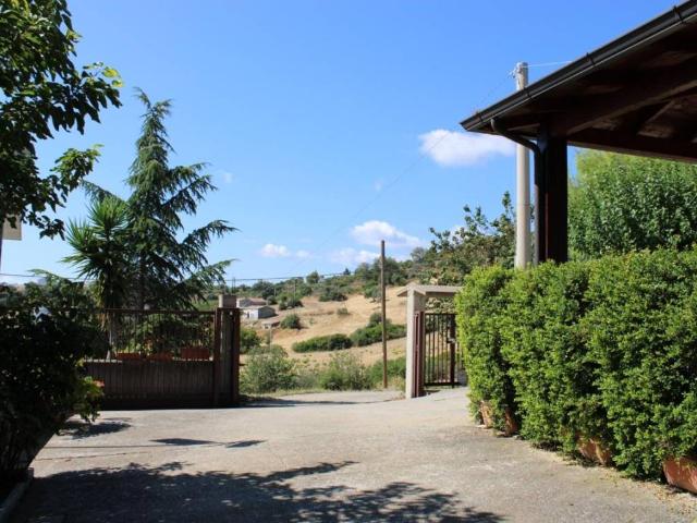 Villa Indipendente in vendita a Calabria, Cosenza