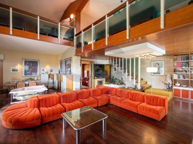 Villa Indipendente in vendita a Montegridolfo, Reggio Emilia