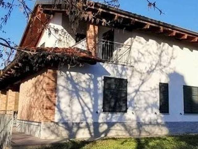 Villa Indipendente in vendita a Piemonte, Asti