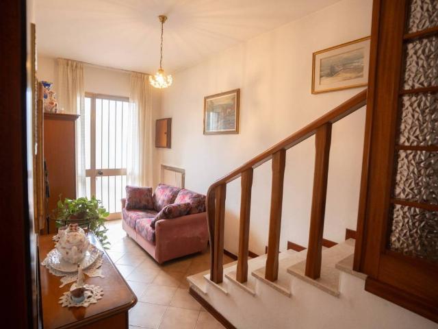 Villa Indipendente in vendita a Montegrotto Terme, Veneto
