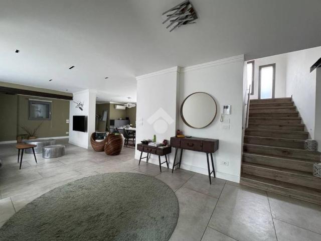 Villa Indipendente in vendita a Montegrotto Terme, Veneto
