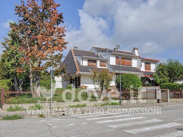 Villa Indipendente in vendita a Montegrotto Terme, Padova