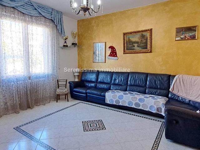 Villa Indipendente in vendita a Osteria Nuova, Marche