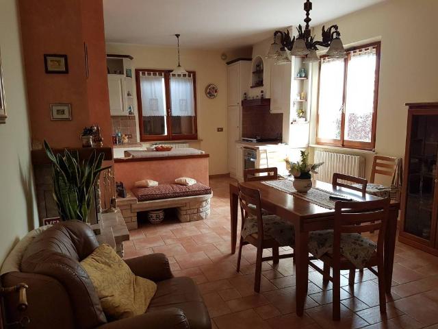 Villa Indipendente in vendita a Marche, Pesaro E Urbino