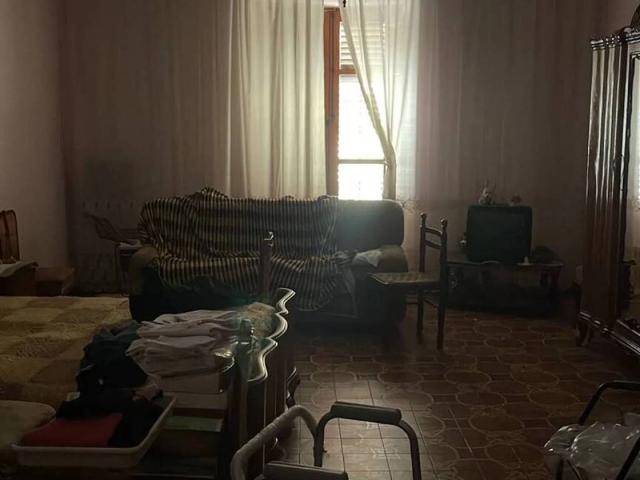 Villa Indipendente in vendita a Montelepre, Palermo