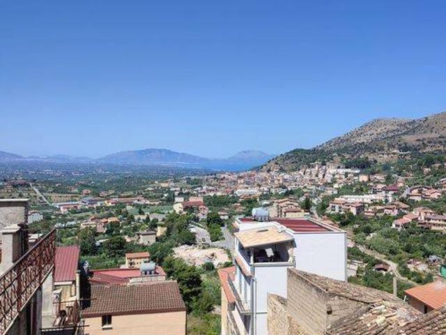 Villa Indipendente in vendita a Montelepre, Sicilia