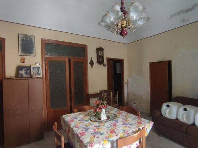 Villa Indipendente in vendita a Montelepre, Sicilia