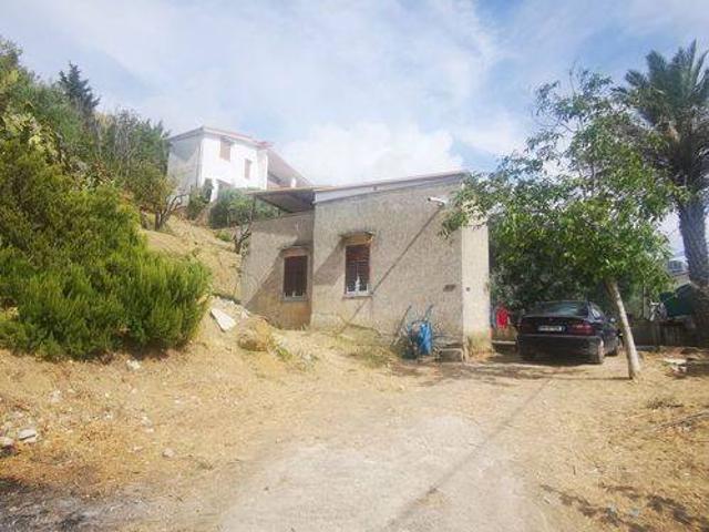 Villa Indipendente in vendita a Montelepre, Palermo