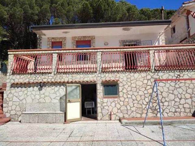 Villa Indipendente in vendita a Montelepre, Sicilia