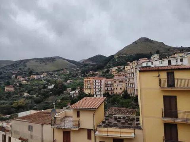 Villa Indipendente in vendita a Montelepre, Sicilia
