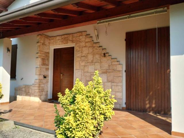 Villa Indipendente in vendita a San Paolo D'argon, Lombardia