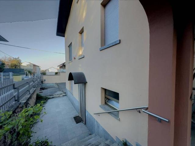 Villa Indipendente in vendita a Piemonte, Asti