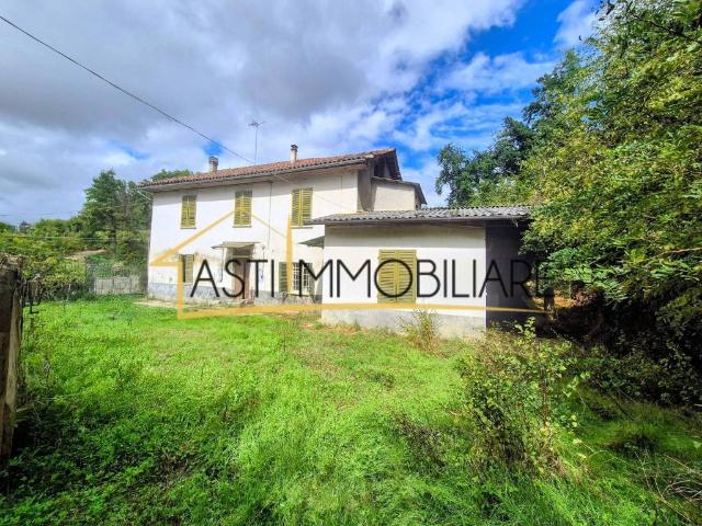 Villa Indipendente in vendita a Piemonte, Asti