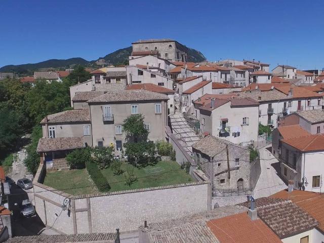 Villa Indipendente in vendita a Montemarano, Avellino
