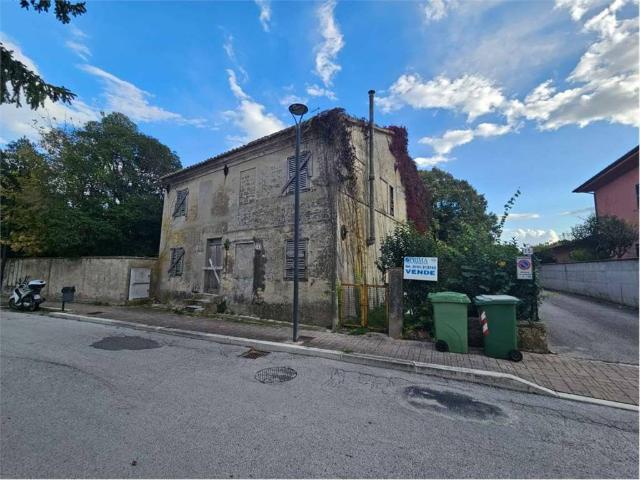 Villa Indipendente in vendita a Marche, Ancona
