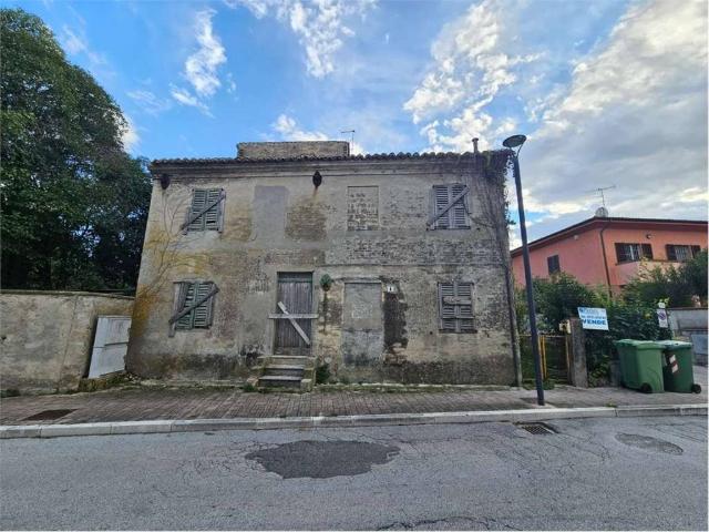 Villa Indipendente in vendita a Marche, Ancona